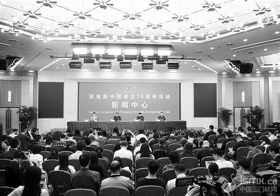 �cף���A���񹲺͇�(gu��)����70������(d��ng)�������e�k�׈�(ch��ng)���}���w���L